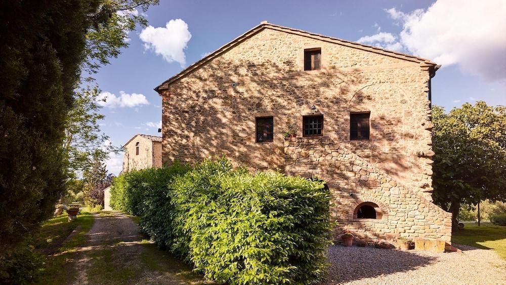 Agriturismo Podere Cortilla Вольтерра Экстерьер фото